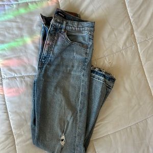 Express super high rise mom Jean size 4
